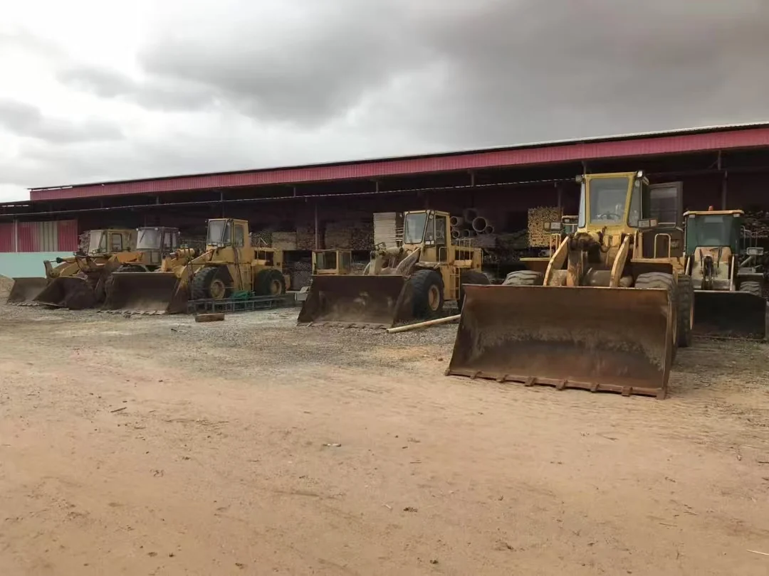 Wheel loader fleet in Angola